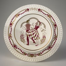 The Twelfth Spode Christmas Plate Bone China 1981 “Make We Merry”