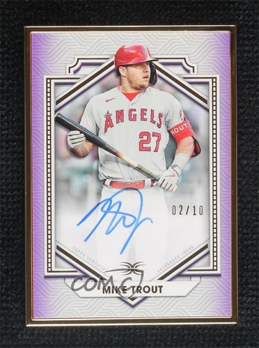 Mike Trout #DCFA-MT 2022 Topps Definitive Framed Autograph Collection card