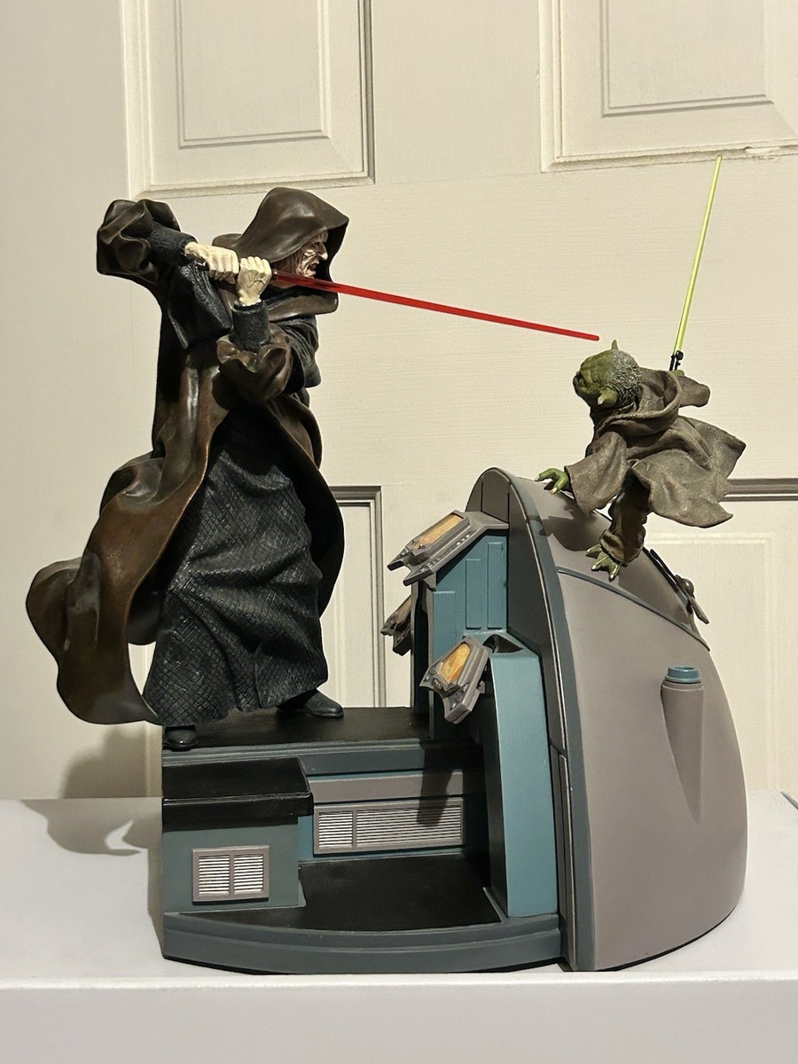 Sideshow Star Wars Senate Duel Yoda Vs Sidious Polystone Statue