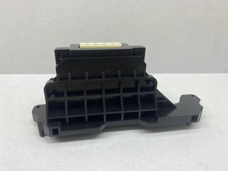 Módulo de control amplificador de temperatura CA 2018-2019 Nissan Sentra SV 27760-5UD0A Foto 4 de 4