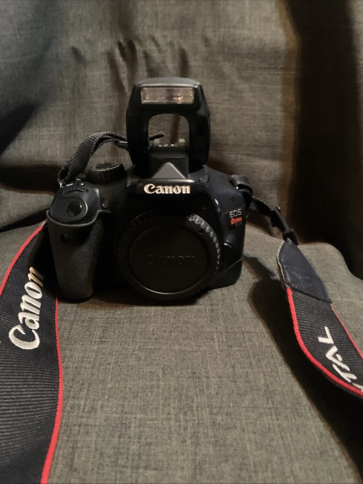 Canon EOS Rebel T2i 550D 18.0MP DSLR Camera body Tested and working - Image 4 of 4