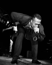 Rapper MC Hammer performs at the Kemper Arena in Kansas City Misso- Old Photo 6