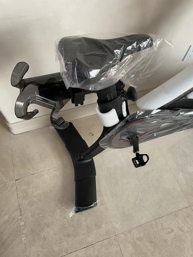 Brand New Peloton Bike+ Plus WITH SHIPPING INTERNATIONALLY OR USA AVAILABLE! - Picture 4 of 4