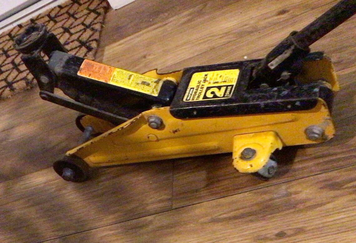 halfords 2 tonne hydraulic trolley jack eBay