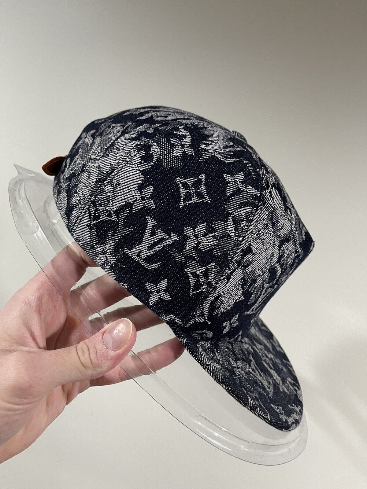 NWT Louis Vuitton Floral Tapestry Monogram Woven Bucket Hat Virgil Men  AUTHENTIC