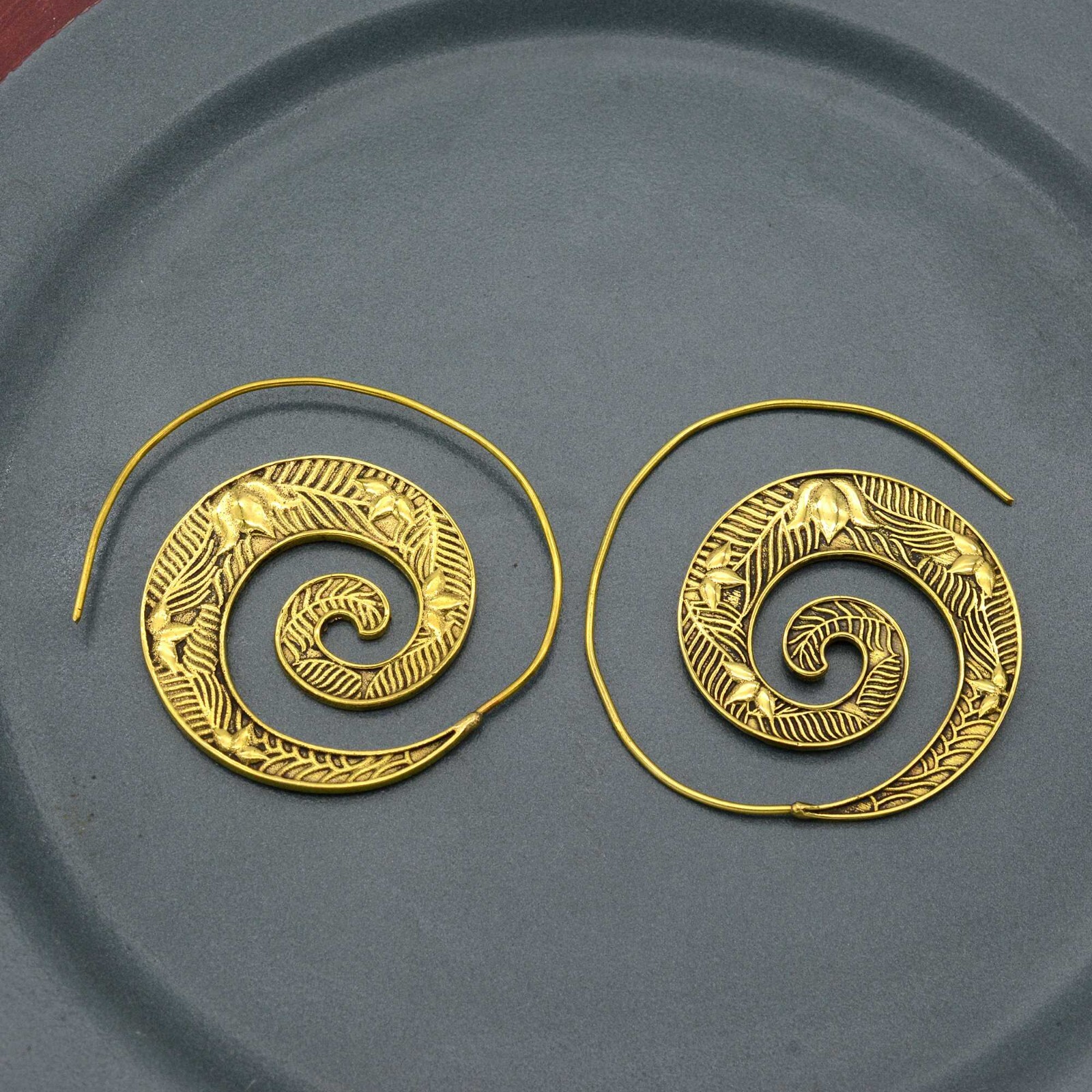 Silver Tribal Spiral Hoop Earrings Boho Ethnic Gypsy Style Jewelry for Women-image