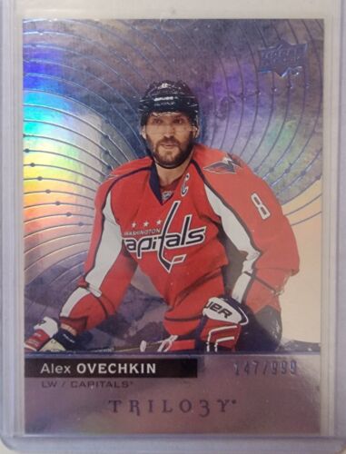 2017-18 Upper Deck Trilogy Hockey #5 Alex Ovechkin Blue Rainbow 147/999 - Picture 1 of 2