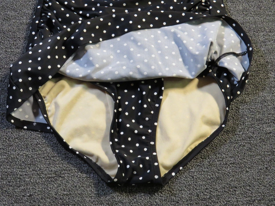 Traje de baño Merona para mujer pequeño negro blanco lunares una pieza acanalado estilo retro Foto 4 de 4