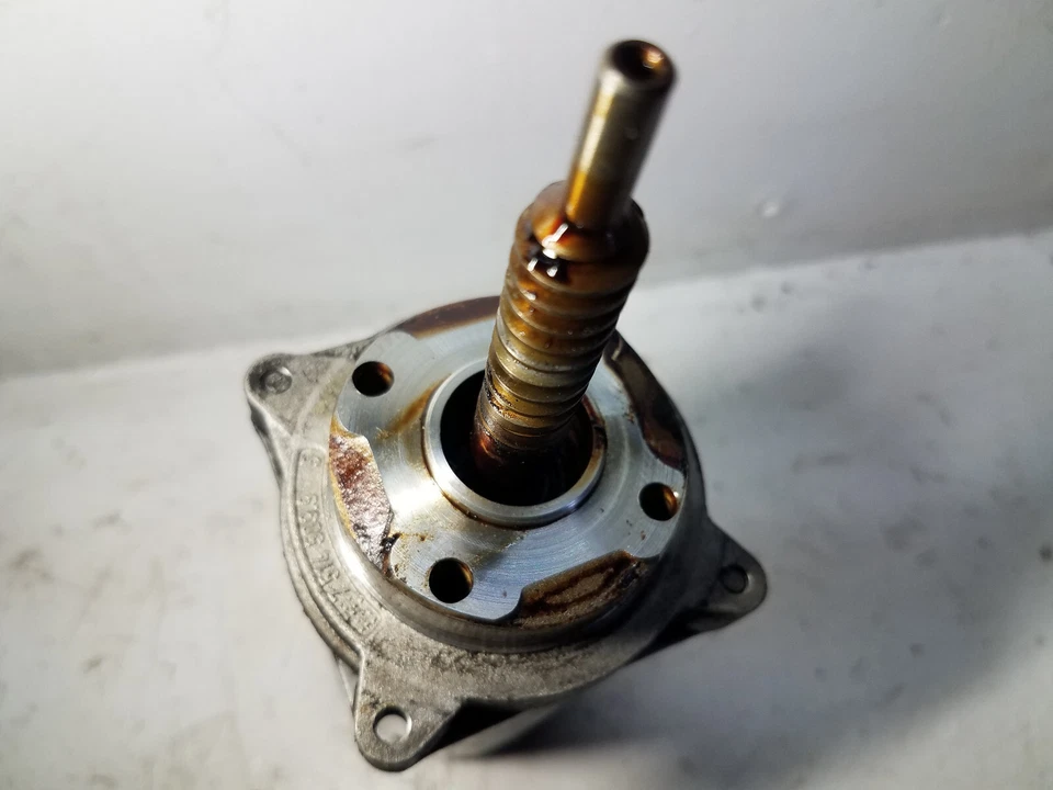 BMW 745i 2002-2005 4,4 L árbol de levas ajustador motor 400 210 004 004 (M146) Foto 3 de 4