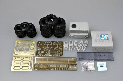 Trompeter 1/35 00211 MAZ-537G medio con semirremolque - Imagen 2 de 7