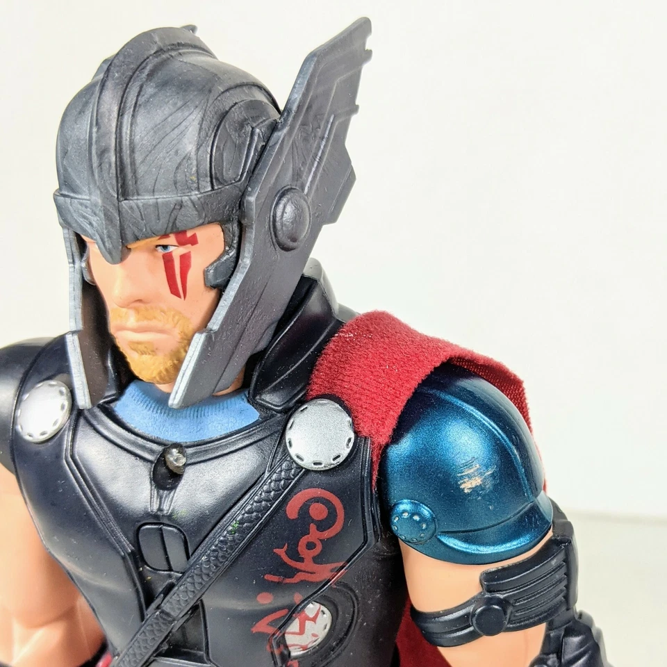 Thor Ragnarok Hasbro Electronic Thor Action Figure 12" - Image 2 of 4