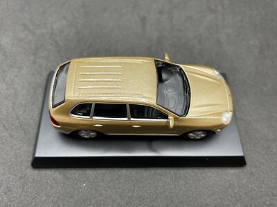 Kyosho 1/64 Porsche collection2 Cayenne Turbo gold diecast model