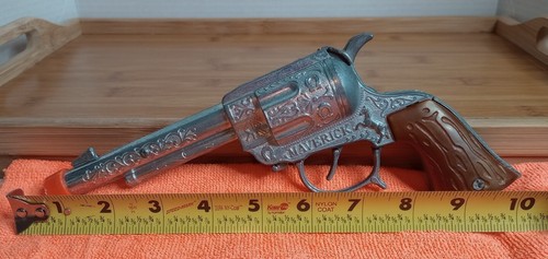 Vintage HUBLEY Cowboy Maverick Cast Cap Gun Pistol Toy WORKS Fully Functional. - Picture 2 of 24