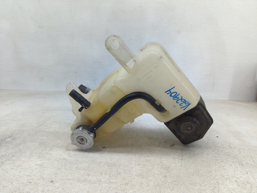 2006-2010 Dodge Charger Radiator Coolant Overflow Expansion Tank Bottle QTN19