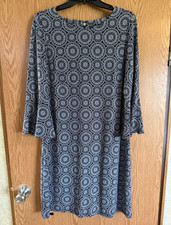 Tommy Hilfiger Women's Geometric Shift Dress 10 Blue White 3/4 Bell Zip. #18