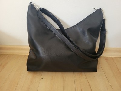 Takko Fashion Tasche Hobo Bag Schwarz