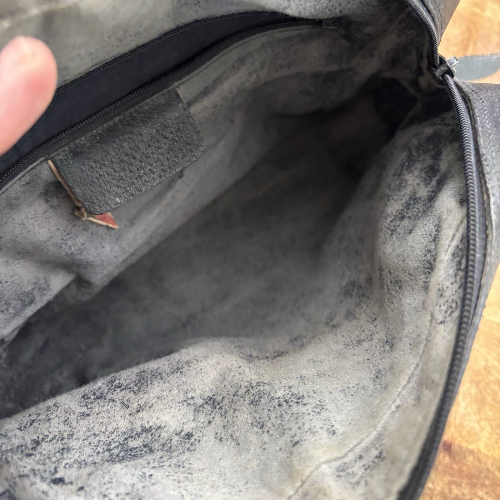 Vintage Gucci Accessory Collection Camera Shoulder Bag GG Logo Navy Blue thumbnail 6