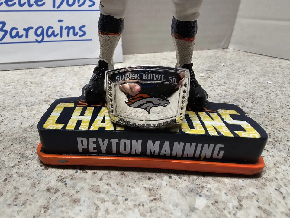Peyton Manning Denver Broncos NFL 2016 #'d FOCO SB Bobblehead nuevo en caja Foto 3 de 4