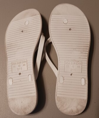 Aloha Island White Thong Sandals, 11, Gold Turtle/Trim, Rhinestone