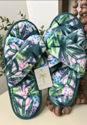 Island Haus Co. Island Time Slippers
