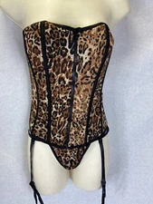 Corset Women’s leopard print corset set by Seven til midnight cat costume