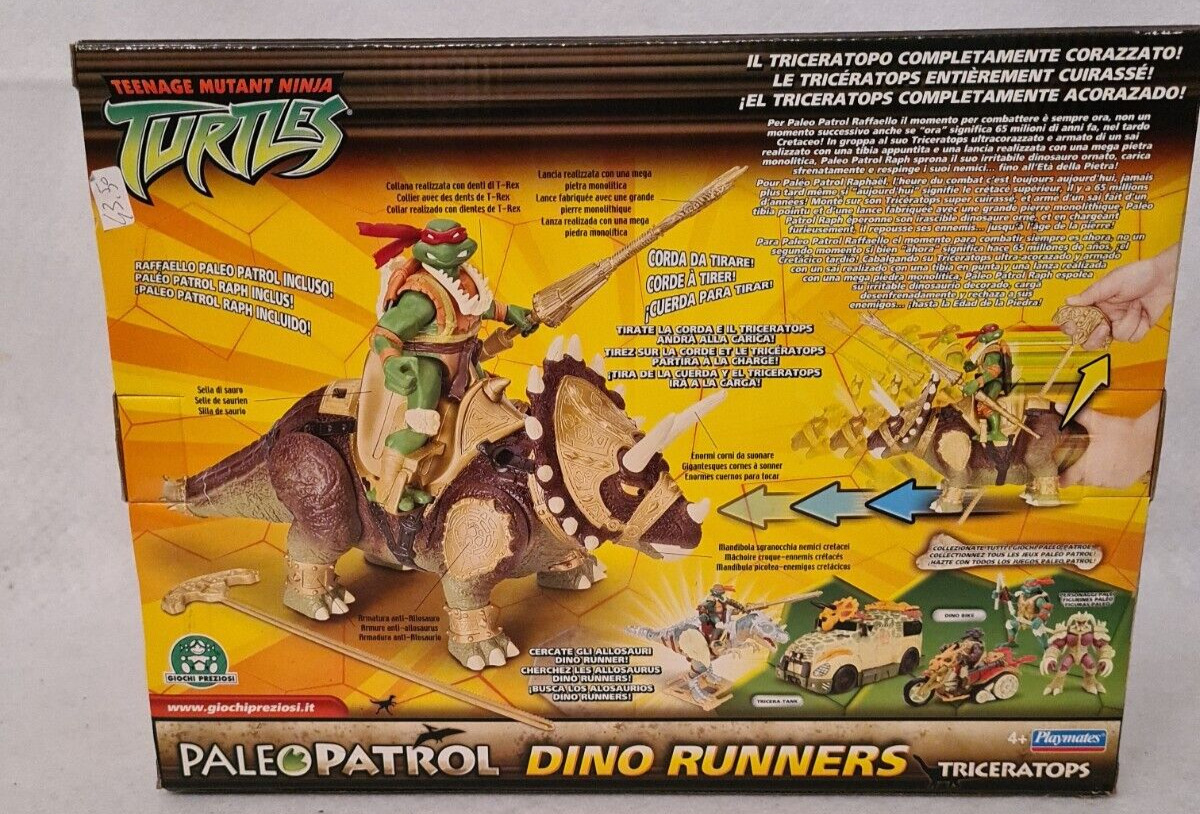 Games Moments - PLAYMATES - Triceratops - Paleopatrol Dino Runners - Turtles