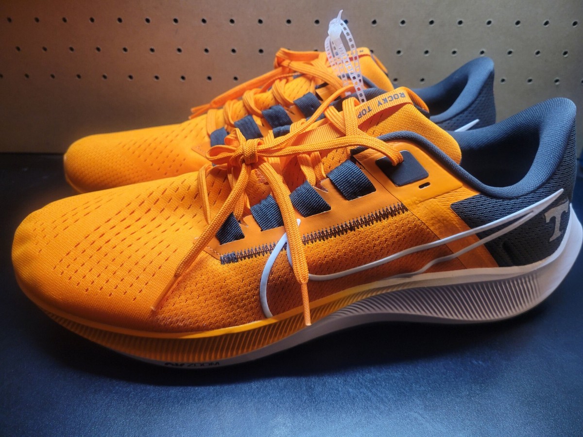tennessee nike air zoom pegasus 38
