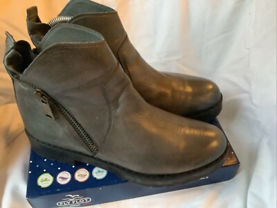 Inuovo ankle boots women's shoes size 40, gray, lightly lined leather, mint condition