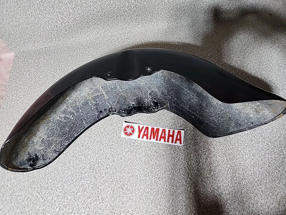 1996 Yamaha Royal Star XVZ 1300 Front Fender - Image 4 of 4