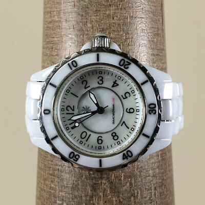 Isaac Mizrahi Live Women Dress MOP White Ceramic Quartz Analog