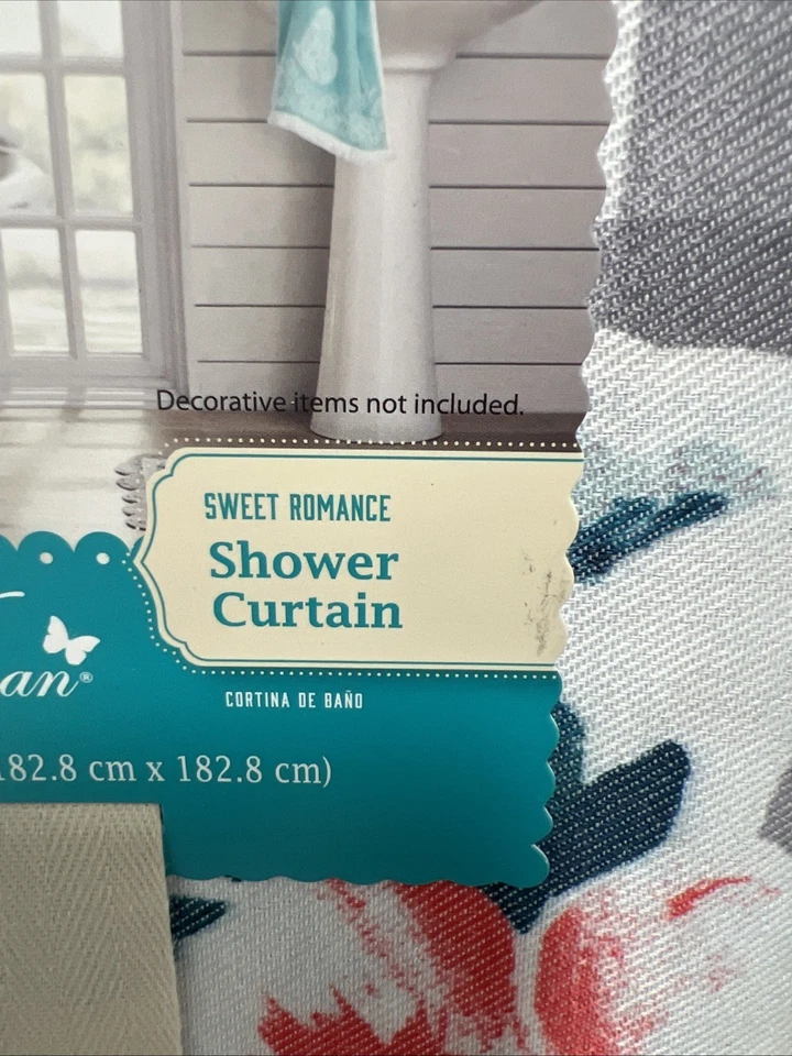 Cortina de ducha The Pioneer Woman Sweet Romance gris a cuadros borlas florales 72 X 72 Foto 4 de 4