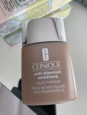 Clinique Anti-Blemish Solutions Liquid Foundation - Shade 70 Vanilla  30ml