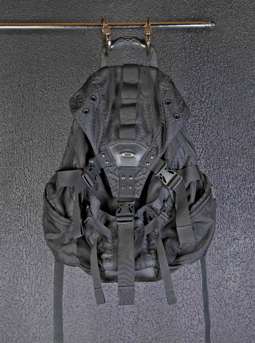 Oakley Icon v1.0 Backpack Black Y2K Heavy Duty Tactical Bag EUC | eBay