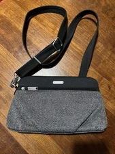 Baggallini  RFID Securtex Anti-Theft Everyday Crossbody Bag Gray Black