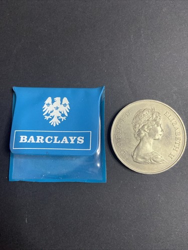 Aniversario de boda de plata 1972 Elizabeth & Philip Crown Barclays Bank 25p corona - Imagen 2 de 3