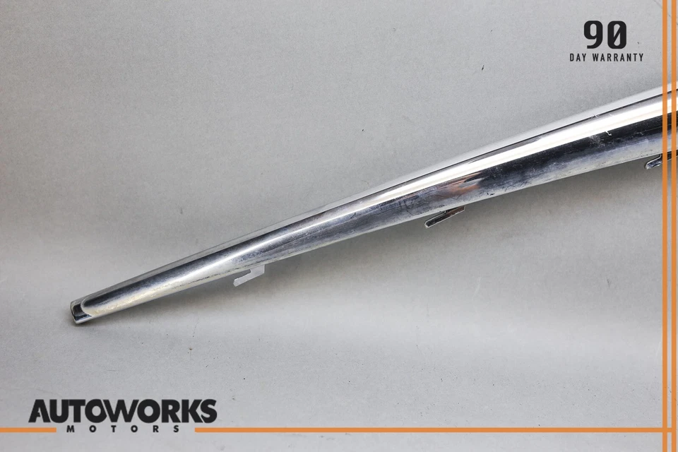 Оригинальный хромированный молдинг для заднего правого бампера 98-03 Jaguar XJ8 XJR Vanden Plas X308 - Изображение 2 из 4