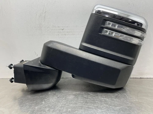 2020 Chevy Silverado 2500 OEM Left Driver Door Mirror Power Extending 84753204