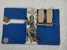 Vintage De Luxes 2 pack Garter Clips Circa 1950's On Advertising Card Stock