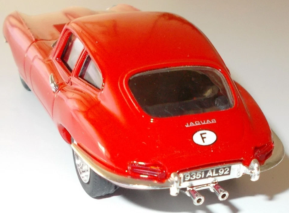 JAGUAR E TYPE COUPE' BOX 1/43 ANNI '60 NO POLITOYS, MERCURY, CORGI - Immagine 2 di 4