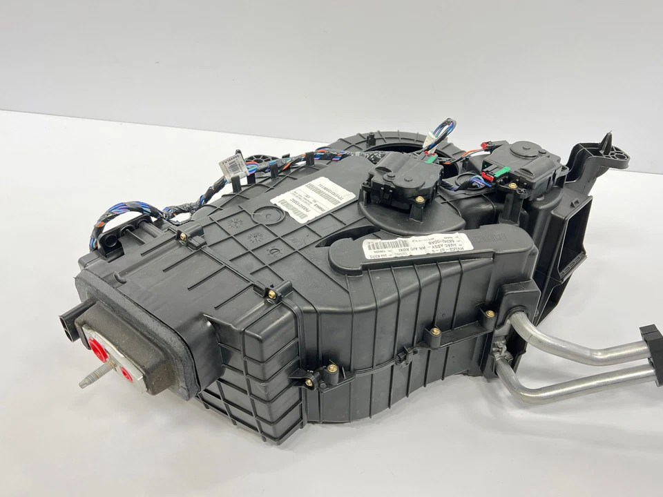 Chrysler Pacifica 2020 carcasa térmica trasera 68342100ac 68313473aa Foto 3 de 4