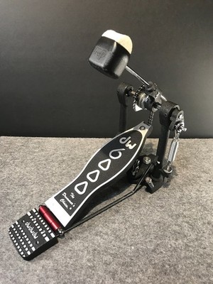 DW Drums 6000 Series Accelerator Single Bass Drum Pedal - DWCP6000AX