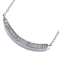Diamond 0.20ct Tapered-cut Necklace 18K 750 White Gold