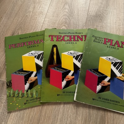 Level3- Bastien Piano Basics - Piano+Performance+Technic By James Bastien GOOD