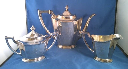 INTERNATIONAL SILVER CO - 3-piece Sterling Silver Coffee Set - C306 Monogram "L"
