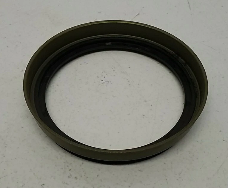 Уплотнение колеса 710477 National — прочное, надежное уплотнение для защиты торца колеса - Изображение 3 из 4