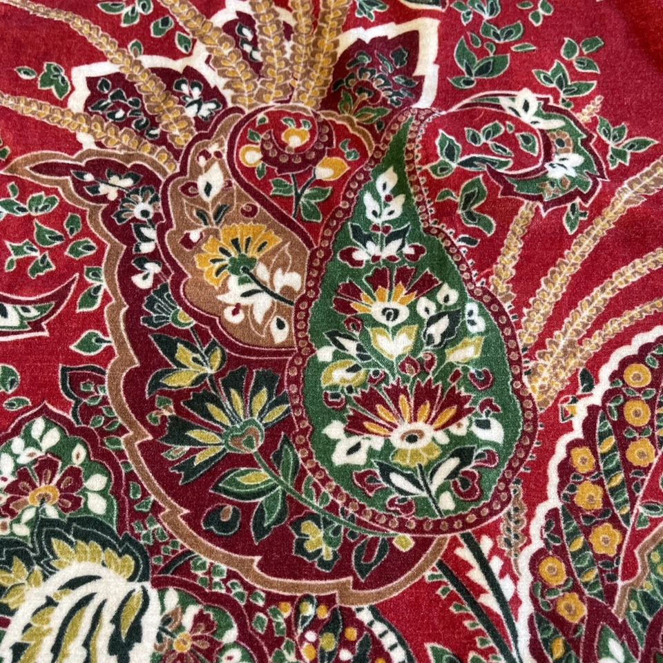 Funda de almohada Pottery Barn Adela Paisley Terciopelo Acento 18" Cuadrado Rojo Verde Foto 3 de 4