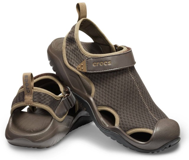 crocs swiftwater mesh sandal men's