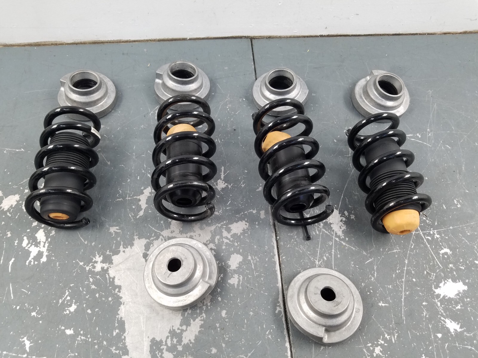 Lamborghini Huracan OEM Shock Spring Set #7735 B5