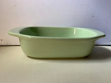 Chantal,Ceramic,Stoneware  Rectangular Baking/Casserole, 1 3/4" quart, Green