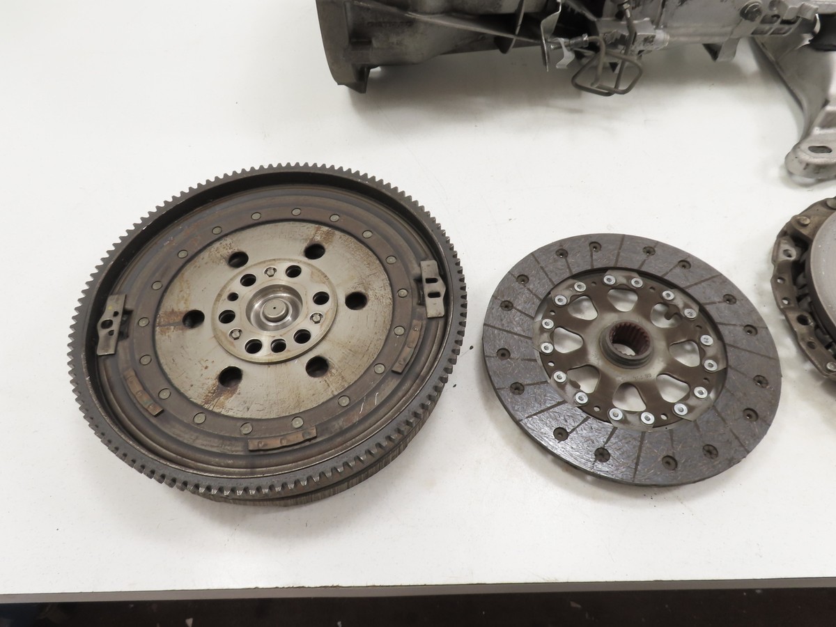 06 BMW Z4 E85 E86 #1298 Transmission, Manual 6 Speed Getrag GS6